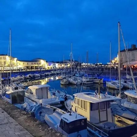 아파트 Charme Et Confort A St Martin De Re Avec Terrasse & Parking