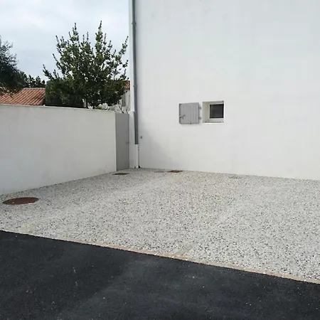 Charme Et Confort A St Martin De Re Avec Terrasse & Parking 아파트 *